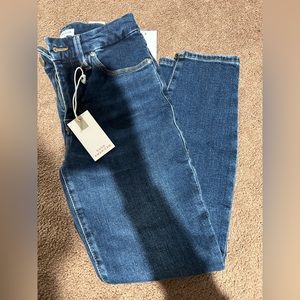 Women’s Good American jeans - GOOD PETITE SKINNY JEANS, size 2. Brand new